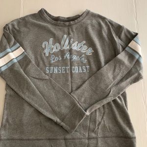 HOLLISTER SWEATSHIRT